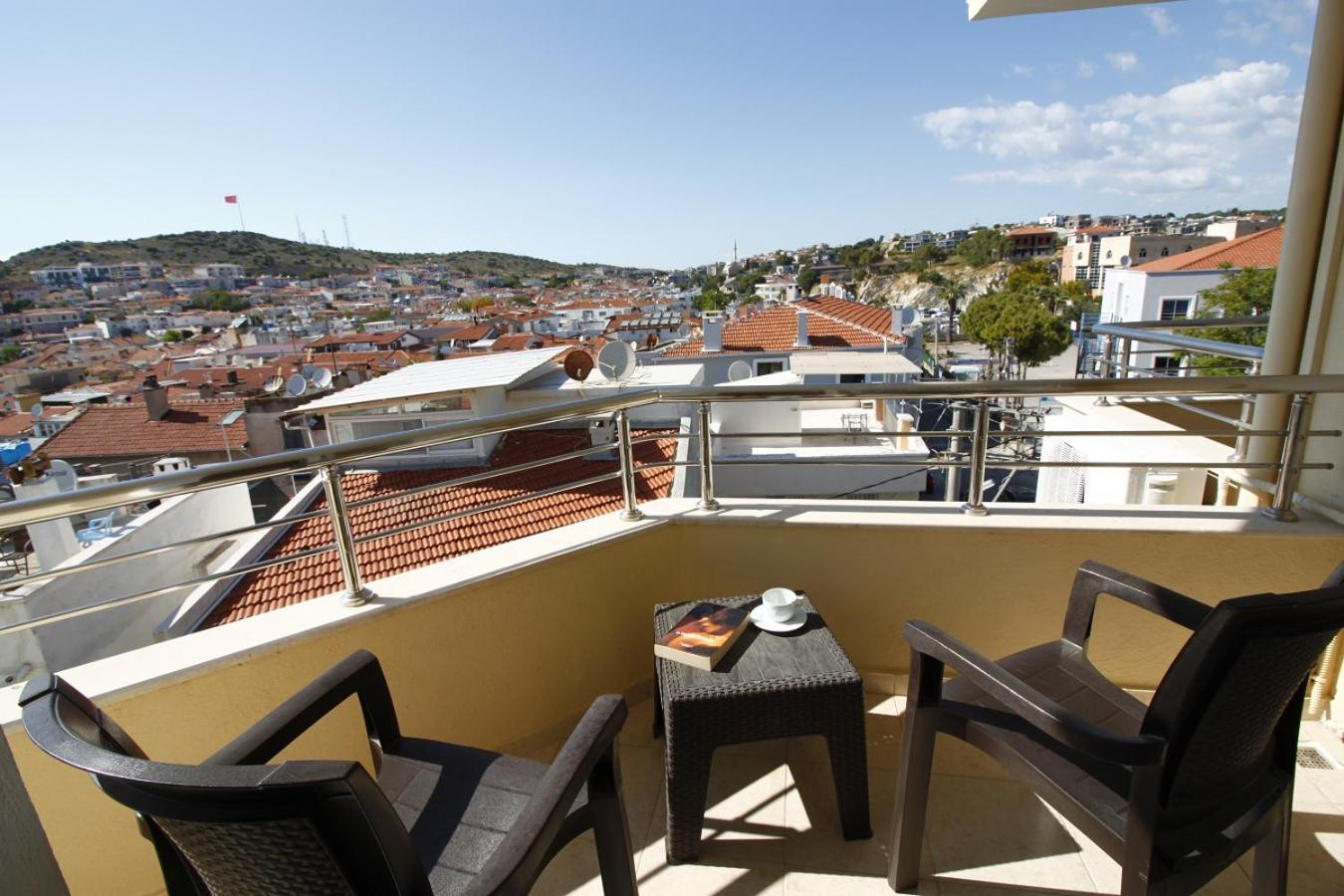Bonapart Hotel Çeşme Buitenkant foto