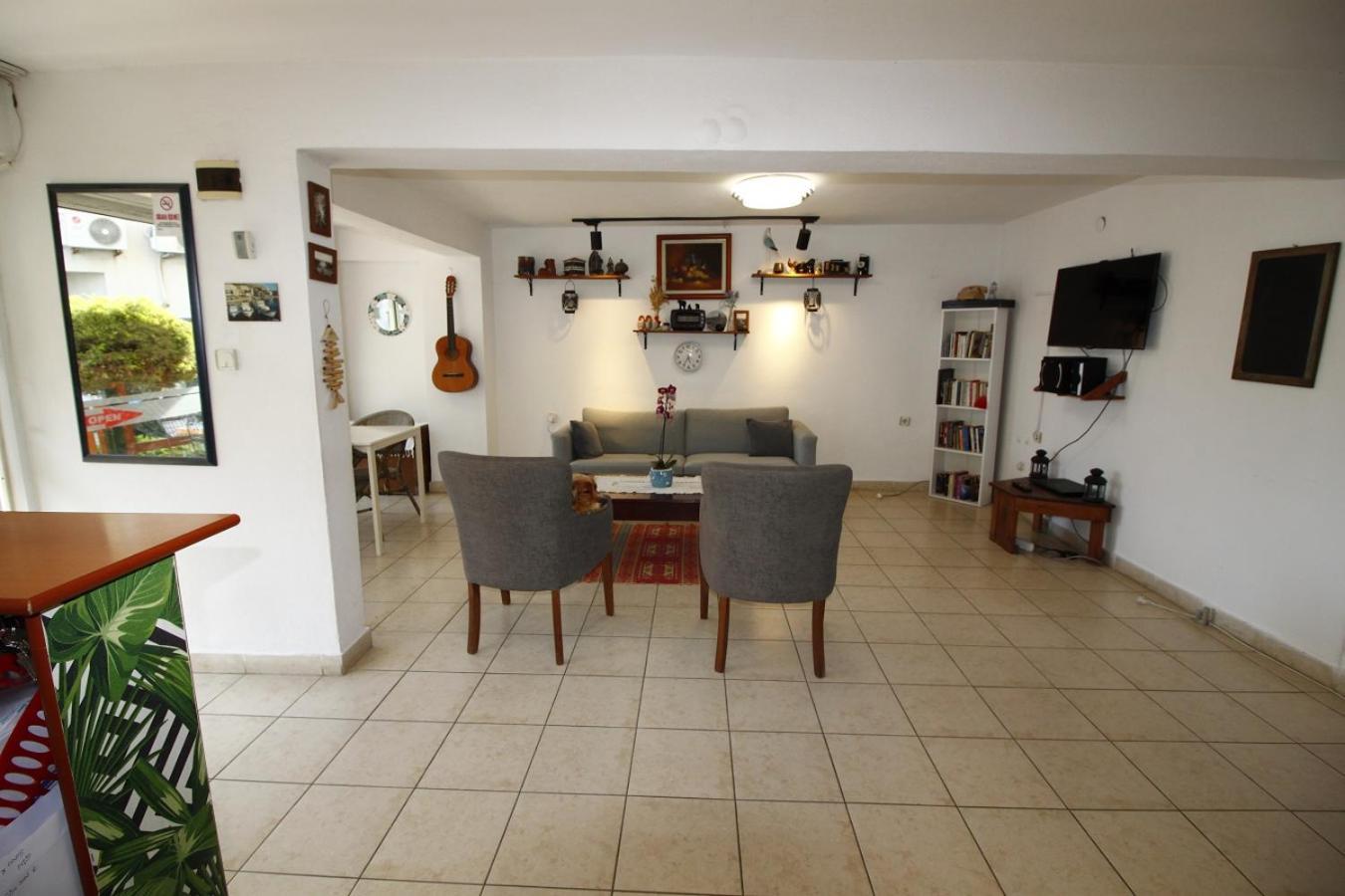 Bonapart Hotel Çeşme Buitenkant foto